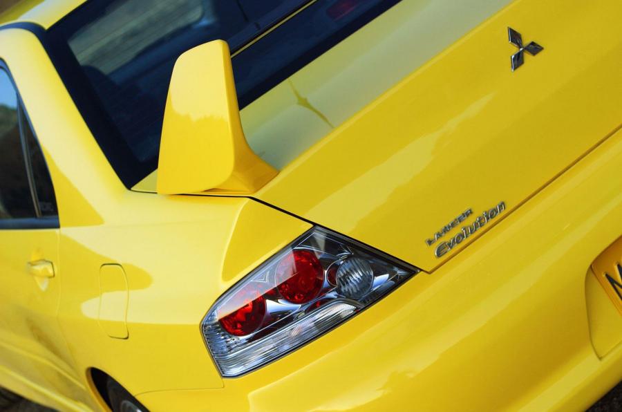  Mitsubishi Lancer Evolution VIII 2003 года  (фото 45 из 58)